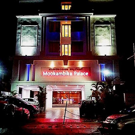 Hotel Mookambika Palace Kolluru Exterior foto