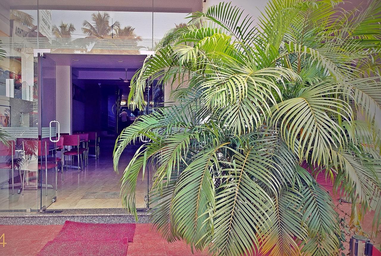 Hotel Mookambika Palace Kolluru Exterior foto